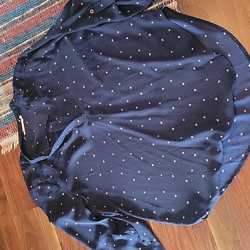 Navy top